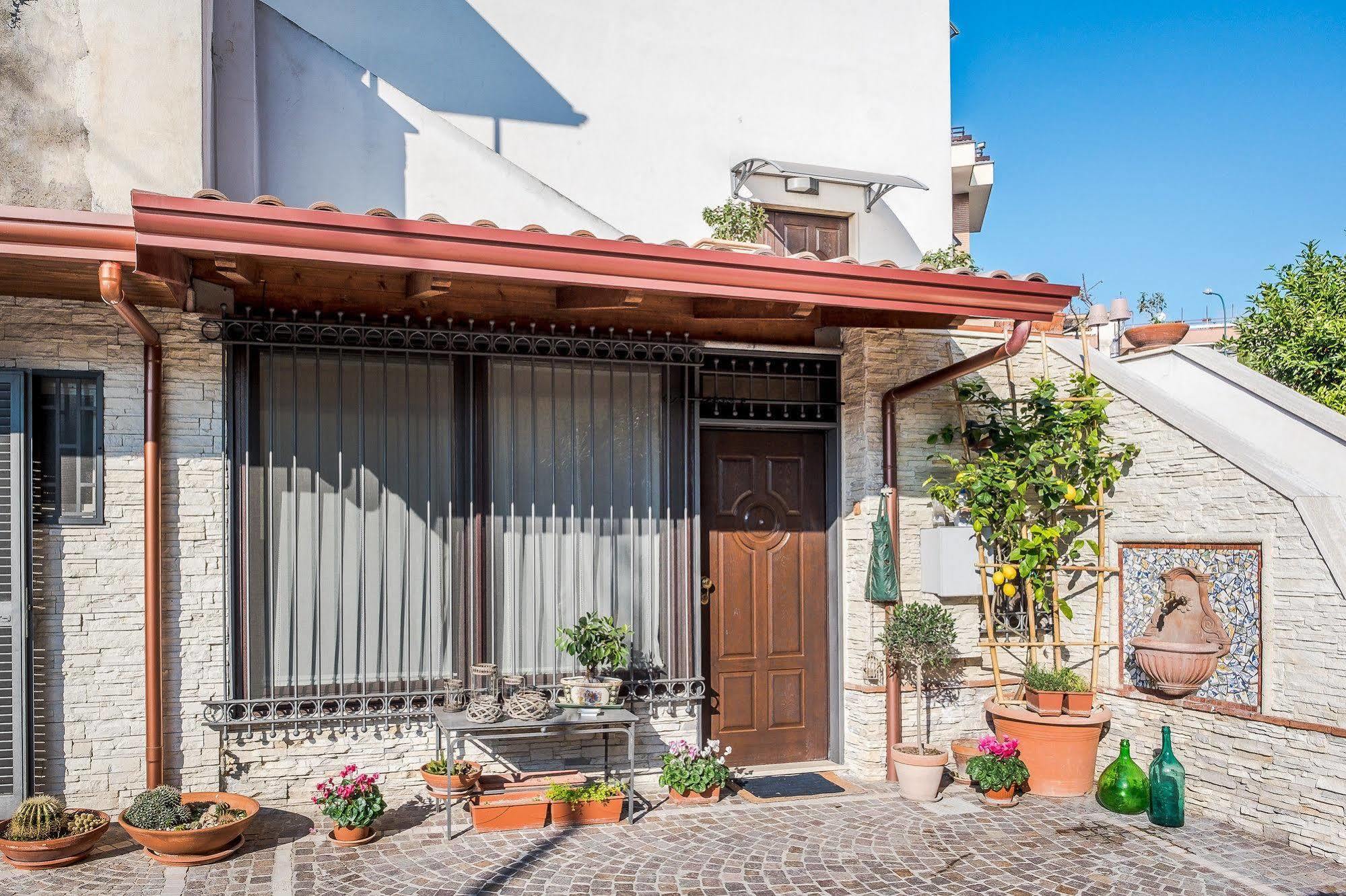 B&B La Casa Di Plinio Pompeia Exterior foto